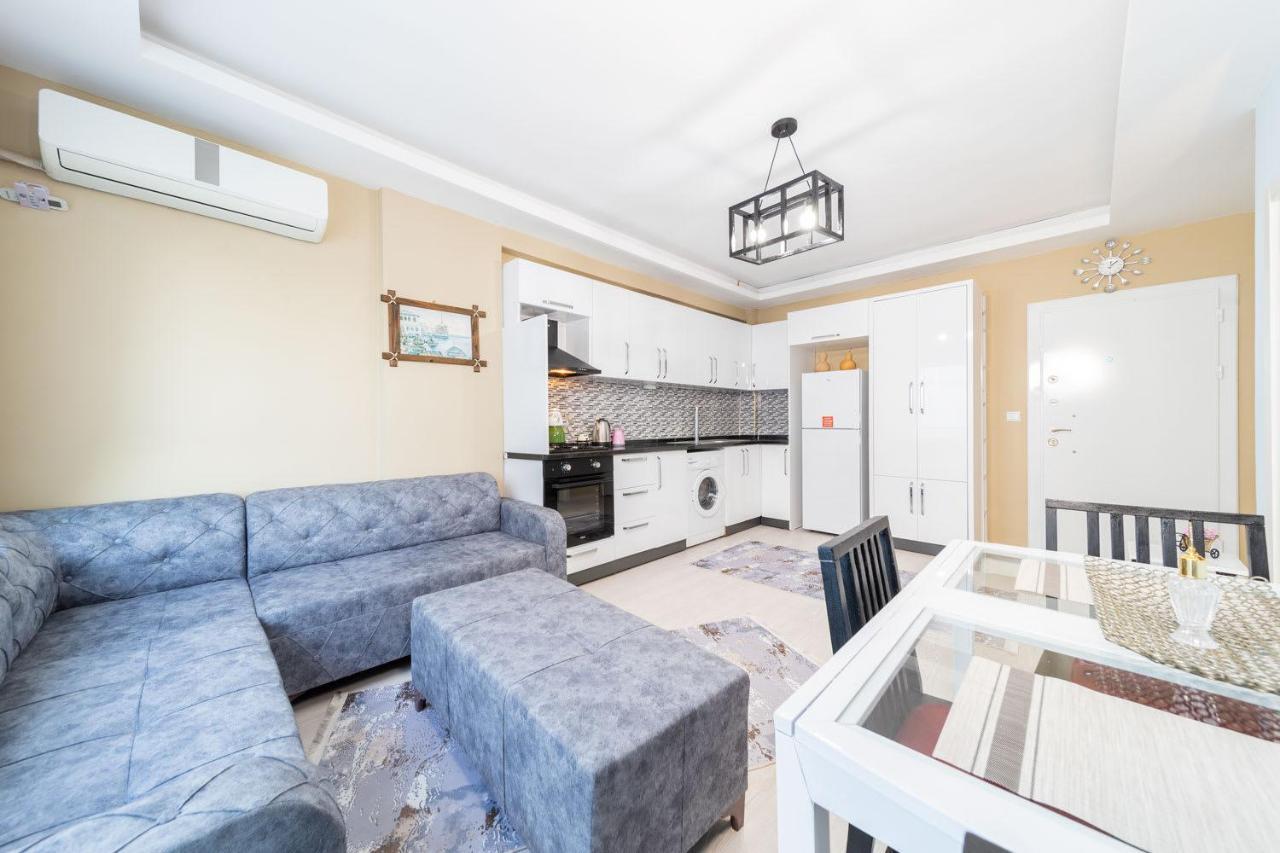Endly Flat Close To Beach In Konyaslijk Daire *